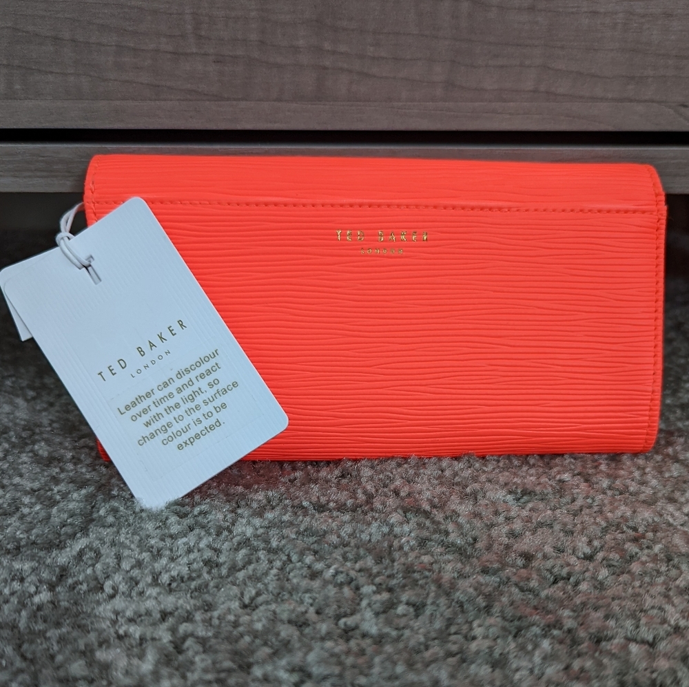 Ted Baker Bow Detail Crossbody Matinee Purse Neon Orange NEW WITH TAGS - Picture 9 of 9